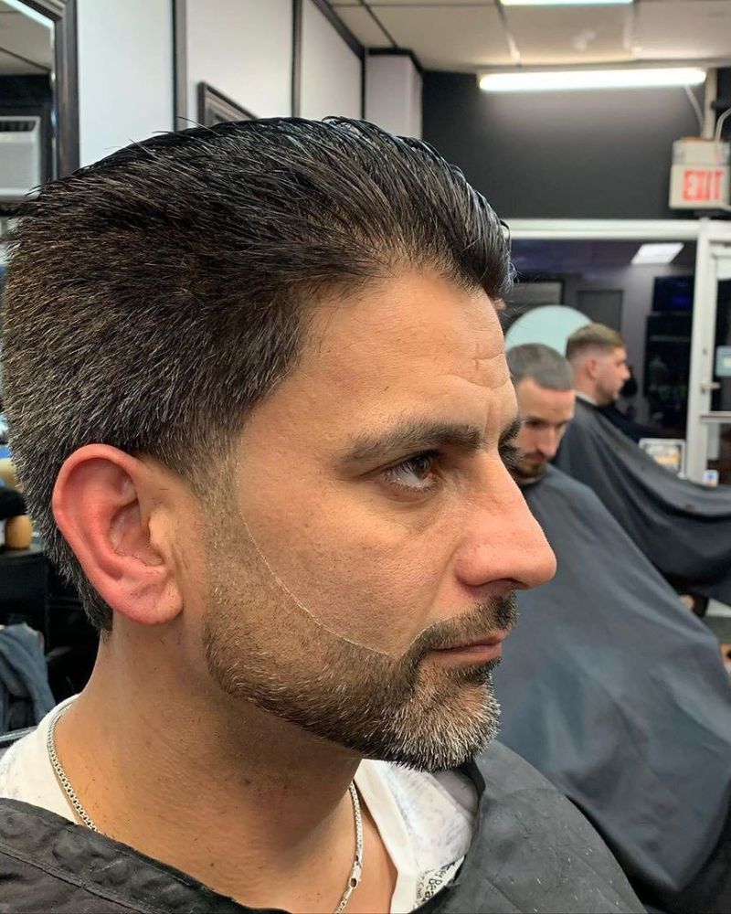 Classic gentleman's taper with textured top and trimmed beard